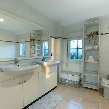 Luana House Holiday home Cobreces