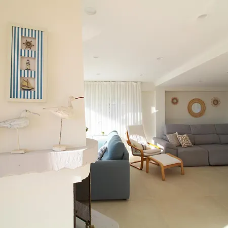 Luana House Cóbreces