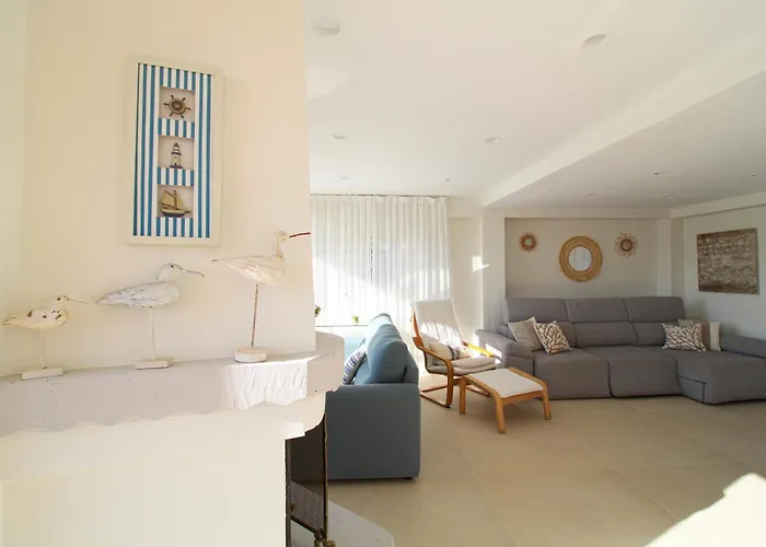 Luana House Cóbreces