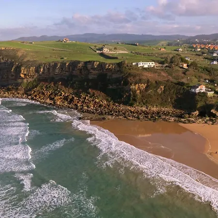 Luana House Cóbreces