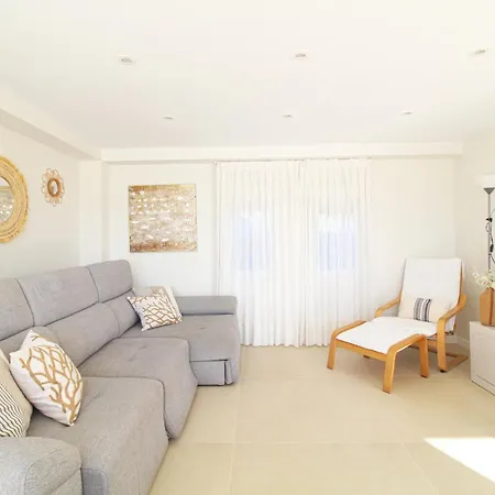 Luana House
